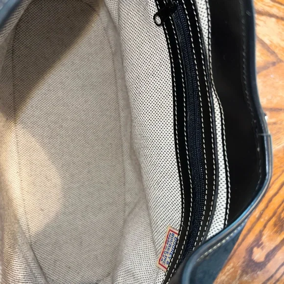 Authentic Black Dooney & Bourke Signature Hobo Purse - Picture 8 of 8